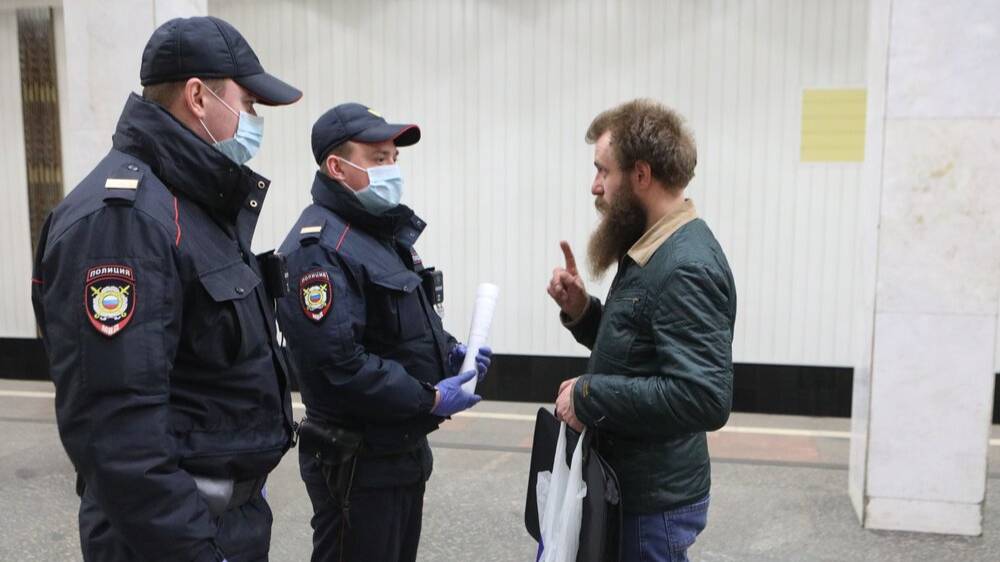 Дистанционка бесполезна: Кто и как может вручать повестку на мобилизацию