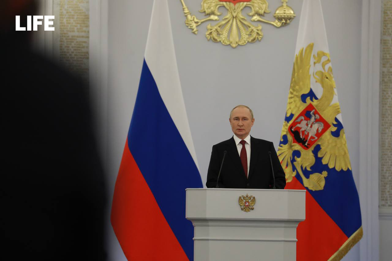 "Охватывала очень много обстоятельств": Георгиевскую речь Путина сравнили с Мюнхенской