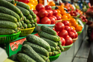 Херсон и Запорожье в составе РФ помогут заменить импортные овощи на российском рынке