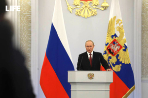 Путин закончил "георгиевскую речь" в Кремле словами "За нами правда, за нами Россия!"