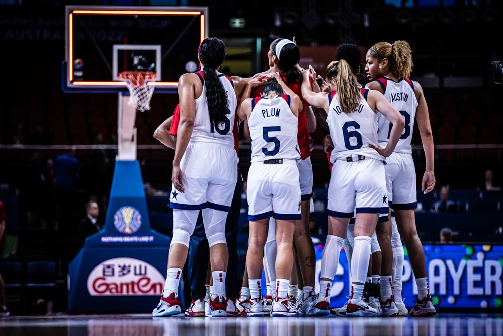 Сборные США и Китая вышли в финал женского чемпионата мира по баскетболу