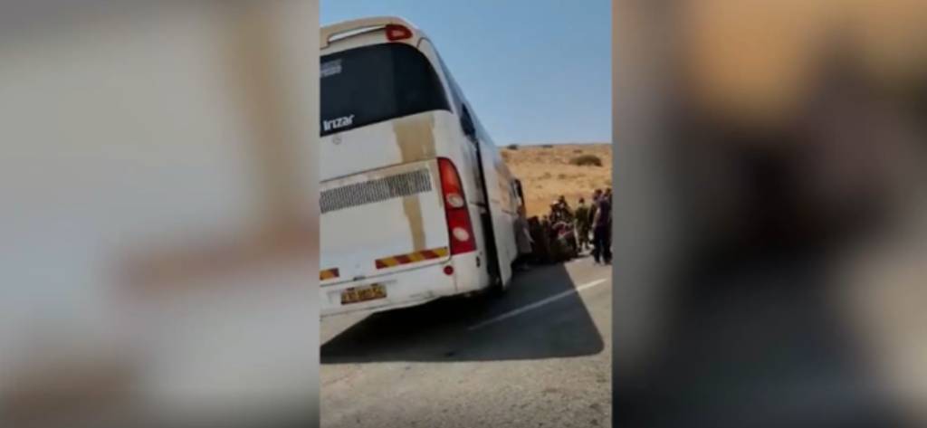 В армии Израиля уточнили число пострадавших при обстреле пассажирского автобуса