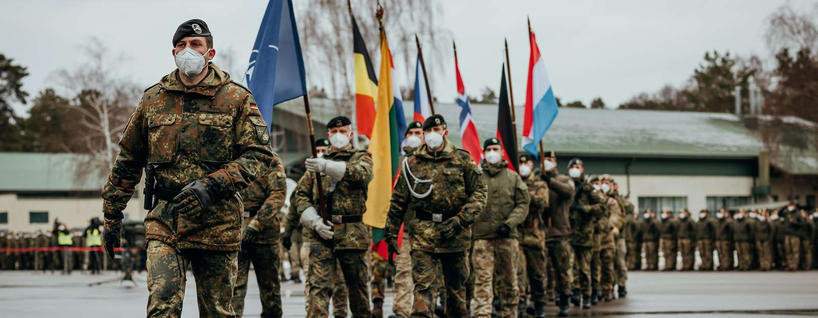 НАТО оденет украинских военных в зимнюю форму