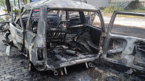 У администрации Бердянска взорван автомобиль коменданта города Артёма Бардина