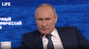 "Пускай сами по ним и живут": Путин напомнил про грехи Запада в ответ на попытки навязать России свои правила
