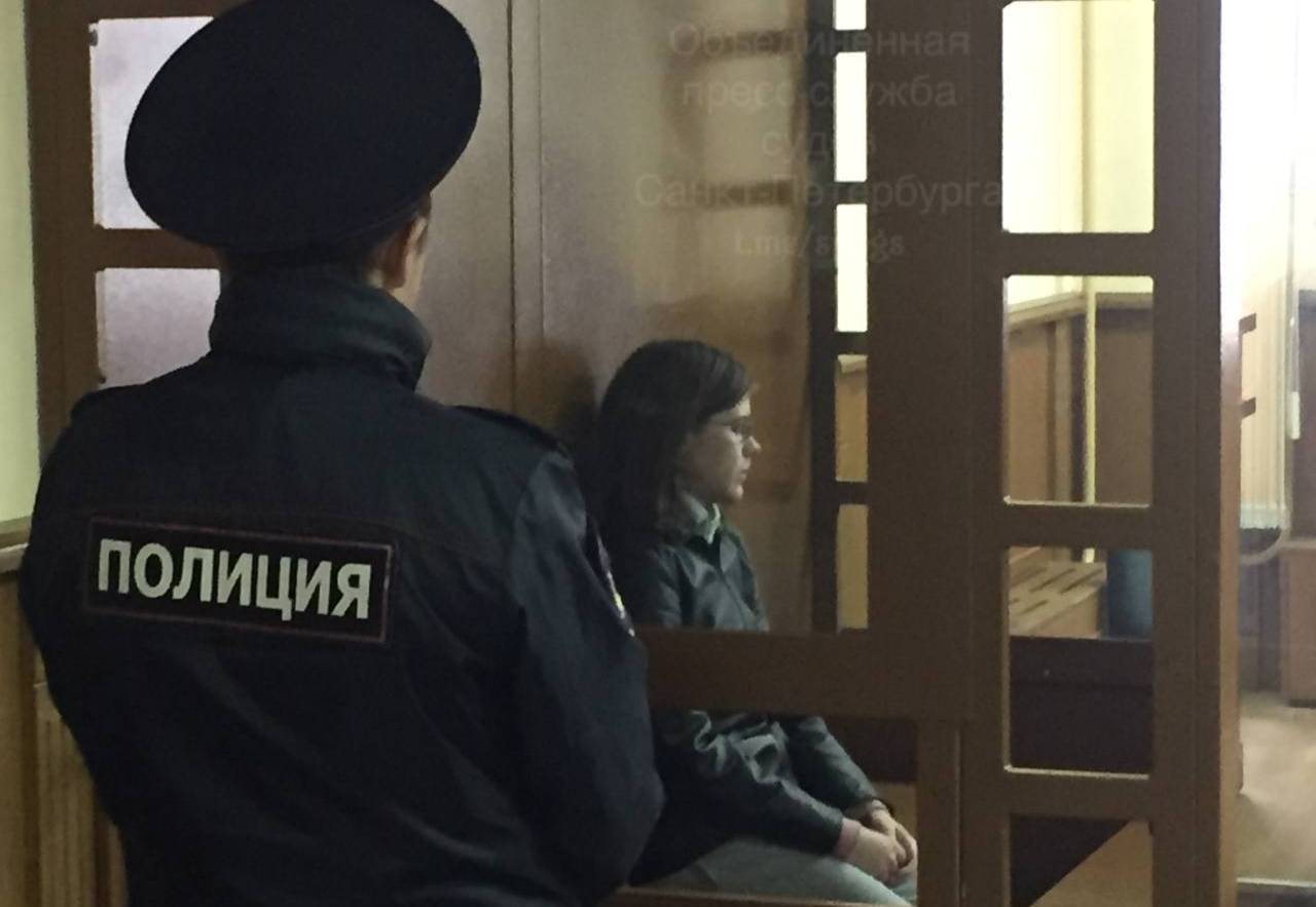 Воспитанница школы боевых искусств арестована за попытку убить сына тренера в Петербурге