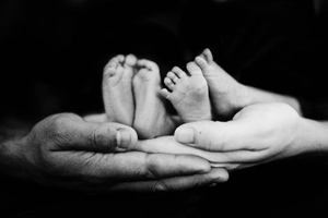 Молодая бразильянка забеременела и родила двойню сразу от двух мужчин