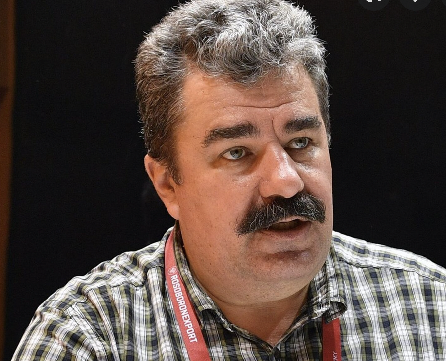 <p><strong style="font-weight: bold;">То, что у противника есть два направления из доступных, было понятно ещё пару месяцев назад. Неясно было лишь одно: выберут ли ВСУ одно или оба направления. Киев сначала выбрал оба. Теперь придется выбирать, на каком действовать.</strong></p>