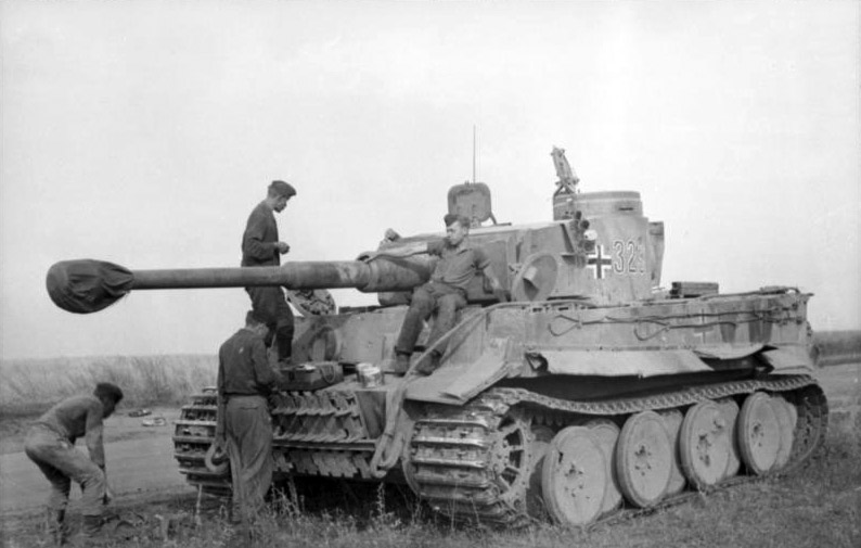 Танк "Тигр". Фото © Wikipedia / Bundesarchiv, Bild 101I-022-2935-10A / Wolff / Altvater / CC-BY-SA 3.0
