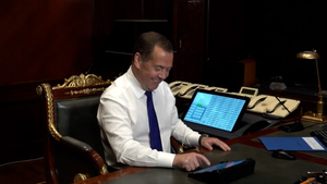 "Удобно": Медведев онлайн проголосовал на муниципальных выборах в Москве