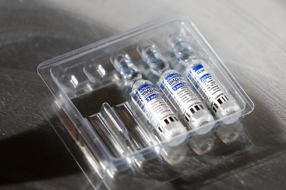 Журнал Vaccine оценил эффективность Спутника V в 95,5%