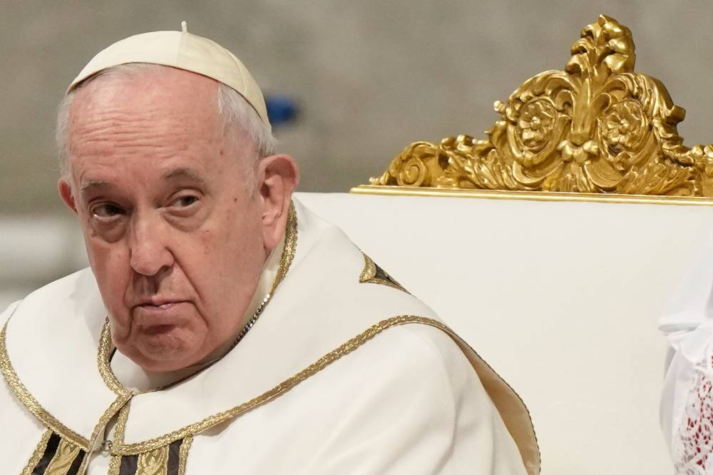Ему придётся уйти самому: СМИ узнали о тайном плане свержения папы римского Франциска