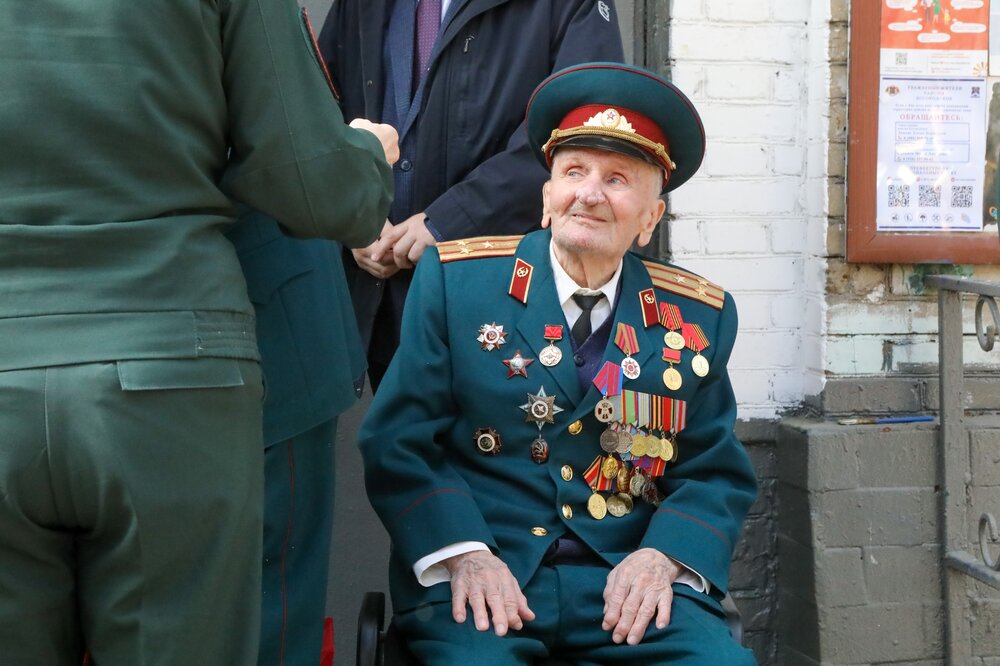 В Госдуму внесли проект о ежегодной выплате в 75 тысяч рублей ветеранам ВОВ