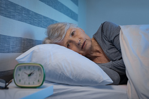 Сексолог раскрыл смертельную опасность сна на разных кроватях в пожилом возрасте