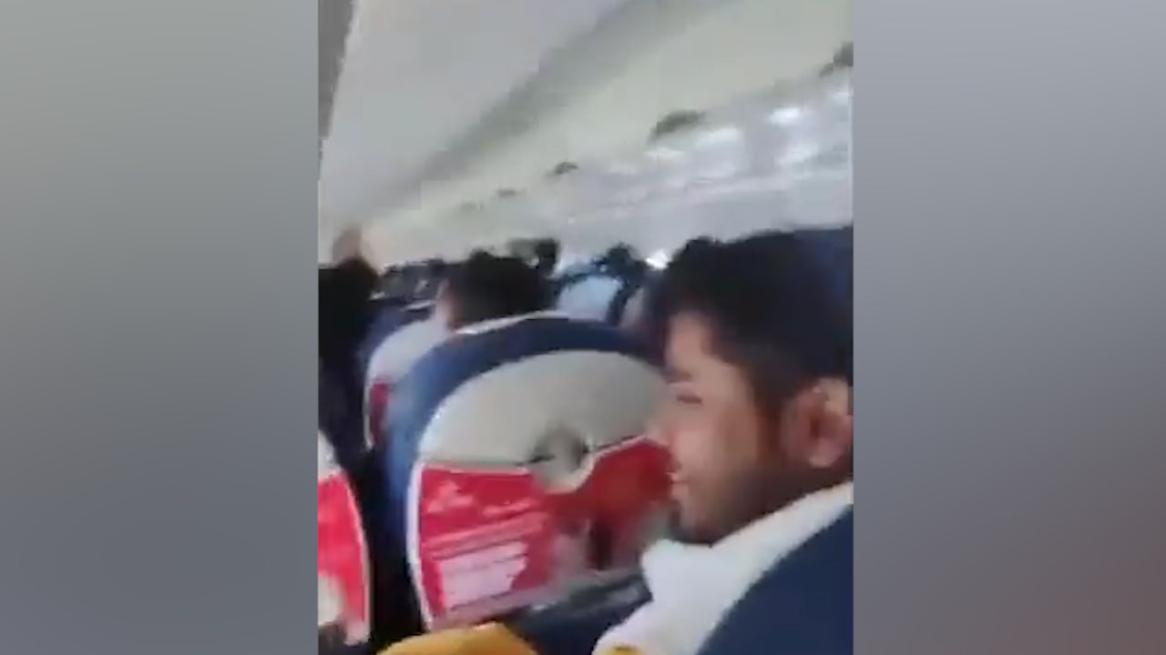 Из веселья в ужасающее пламя: Появилось видео крушения самолёта в Непале с телефона пассажира