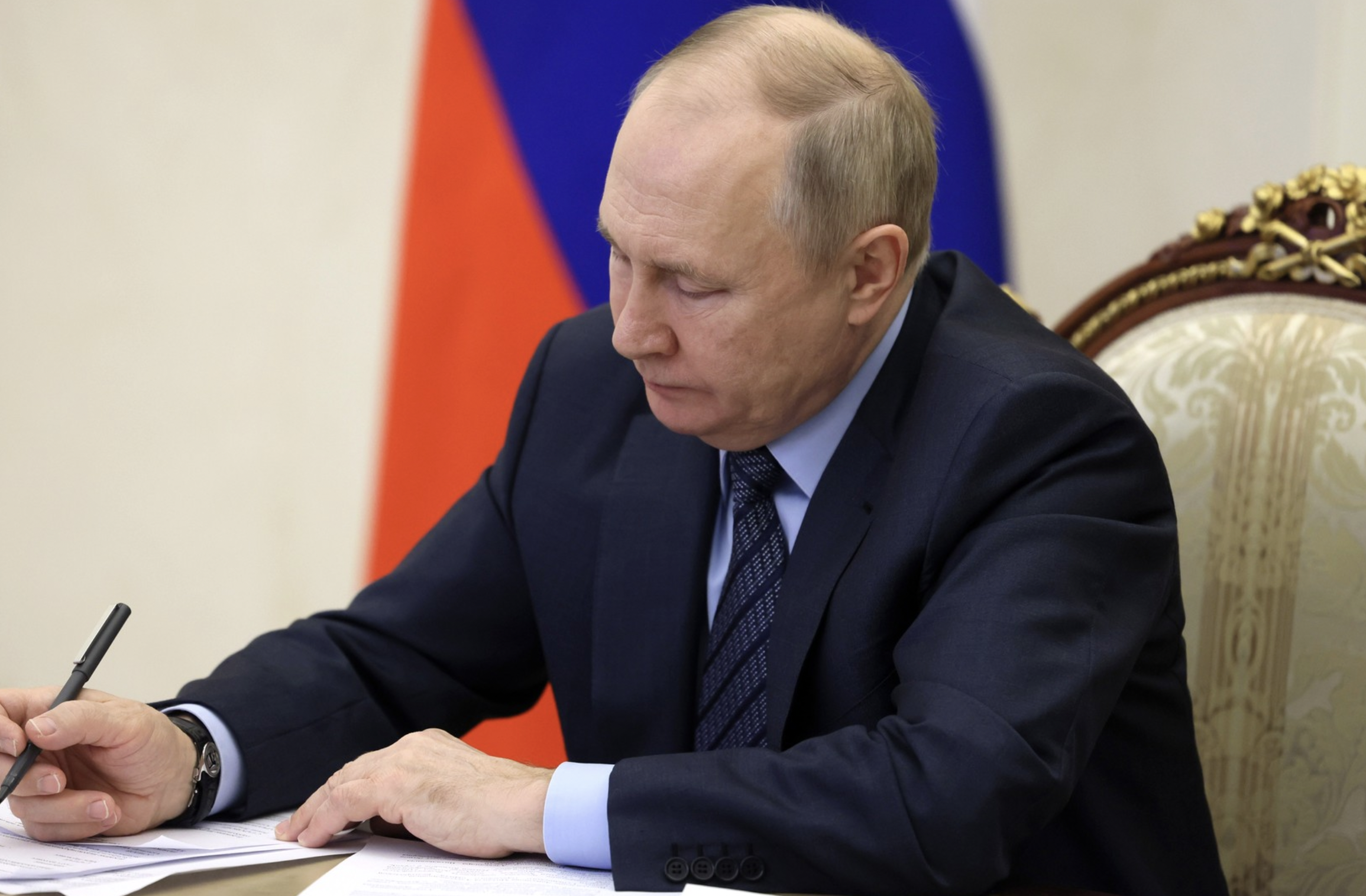 Путин: Ситуация в экономике России гораздо лучше, чем ожидали наши противники