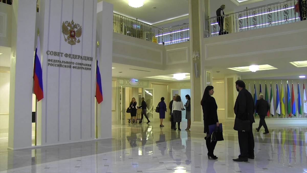 В Совфеде объяснили решение Вены о российских дипломатах желанием показать лояльность с ЕС