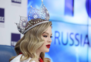 Российская конкурсантка "Мисс Вселенная" заявила об избегавшей её украинке