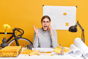 5 плохих привычек, которые мешают быть счастливым на работе