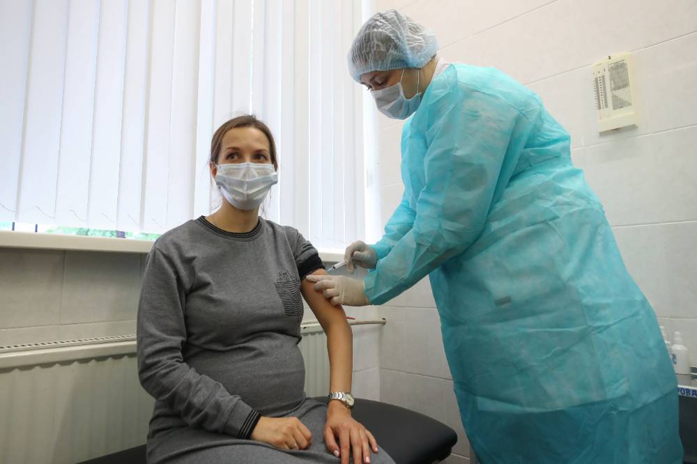 Мурашко: Пандемия коронавируса оказала влияние на репродуктивное здоровье россиян
