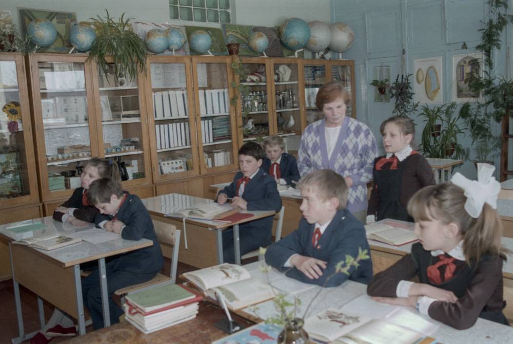 5 удивительных запретов, которые школьники в СССР не осмеливались нарушать