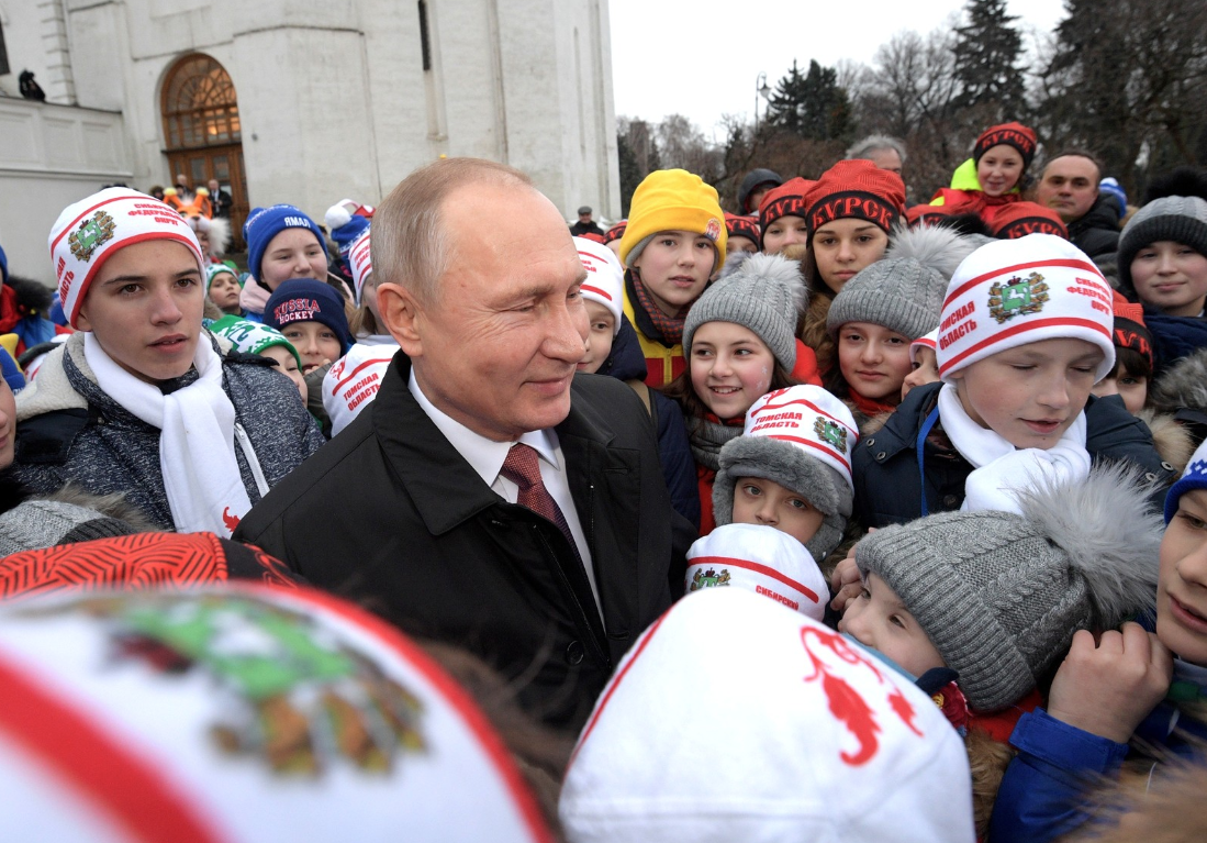 Путин распорядился ликвидировать очереди в детсады во всех регионах уже в этом году