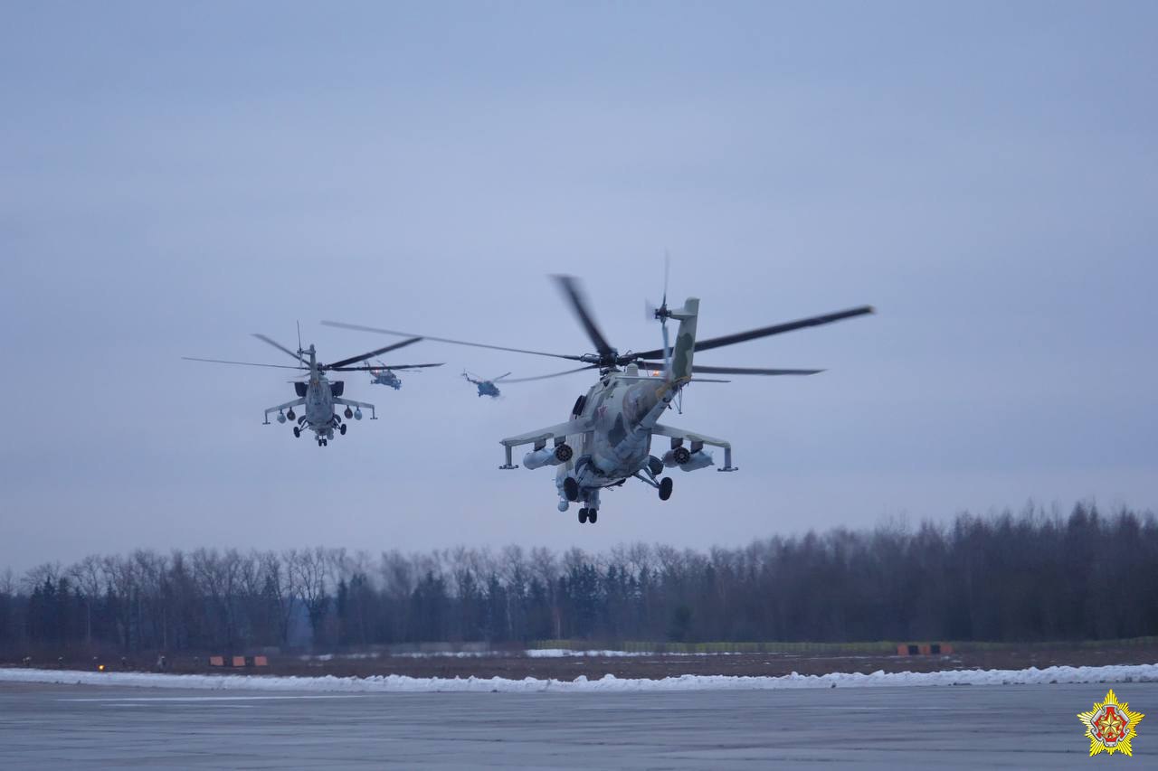 Авиация РФ и Белоруссии приступила ко второму этапу учений в составе РГВ