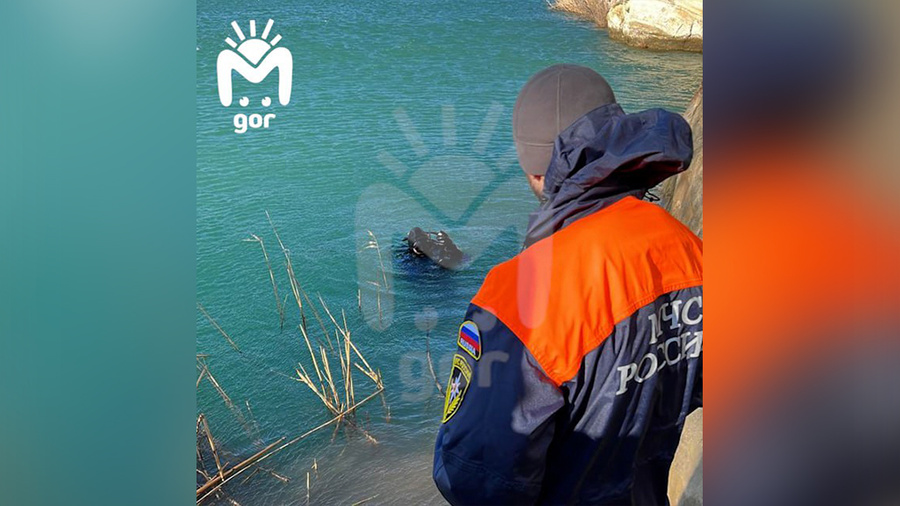 Спасатели на месте инцидента в Дагестане. Обложка © Telegram / Mash Gor