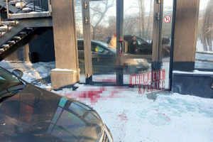 Охраннику кинотеатра в Кемерове оторвало пальцы взрывом петарды