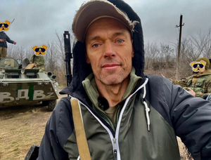 Звезда "Гардемаринов" уехал в зону СВО и опубликовал фото с оружием в окружении бойцов ВДВ