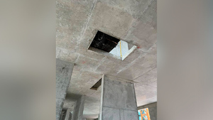 Рабочий разбился насмерть при падении с шестого этажа на стройке в Москве