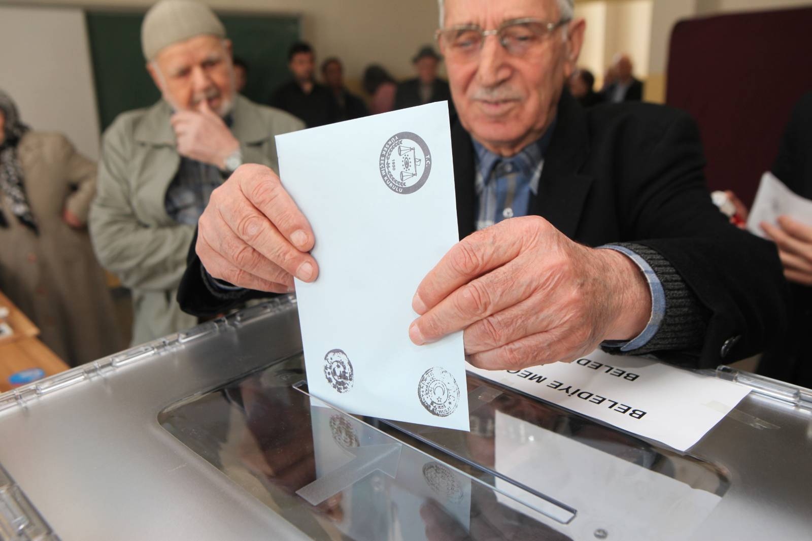 Выборы президента Турции перенесли на 14 мая