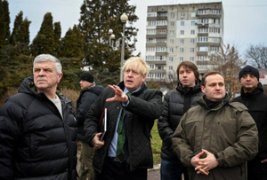 Экс-премьер Британии Борис Джонсон прибыл на Украину. Фото © Twitter / Donkey Junk