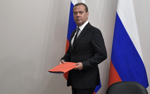 Медведев сообщил о наращивании поставок российских беспилотников в зону СВО