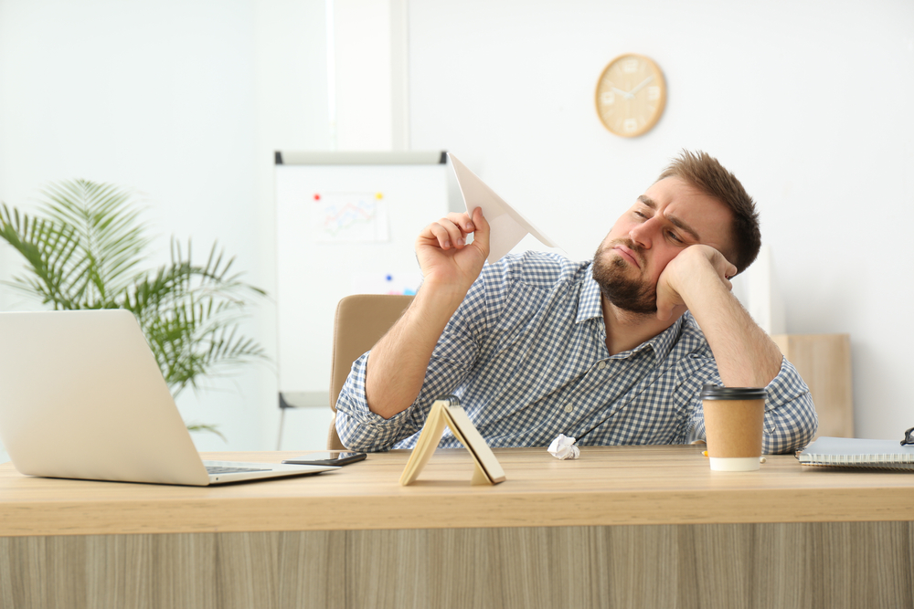 Мужчина, которого можно назвать ленивым, скорее всего, выберет себе простую профессию. Фото © Shutterstock