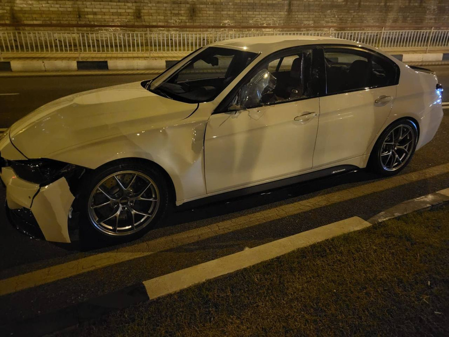 BMW, сбивший насмерть 14-летнюю девочку в Сочи. Фото © Telegram / Госавтоинспекция г. Сочи