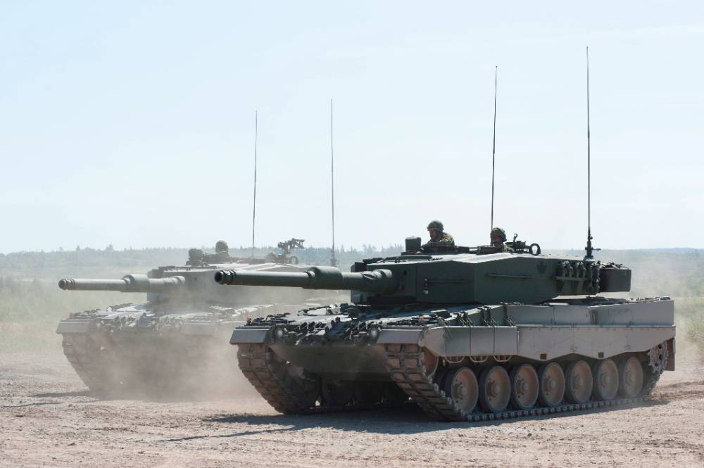 Инструктор ВСУ раскрыл сложности вождения танка Leopard и сравнил его с Porsche