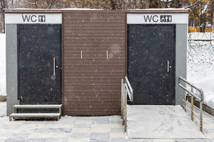 "Модульные бордели": В городе-курорте на Ставрополье хотят закрыть уличные туалеты из-за "актов любви"