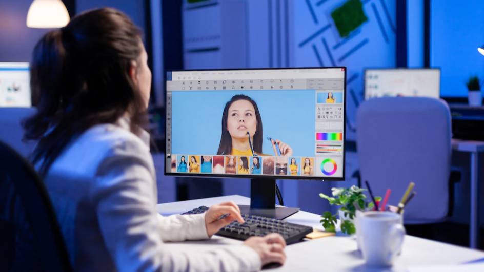Возвращаться придётся: Adobe разрешила россиянам скачивать свои приложения
