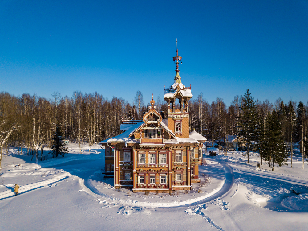 Усадьба Асташово была возведена в XIX веке бывшим государственным крестьянином, восстановили её в 2018 году. Фото © Shutterstock