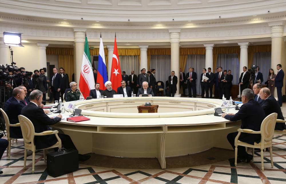 В Анкаре заявили о готовности к продолжению переговоров Турции, России и Сирии