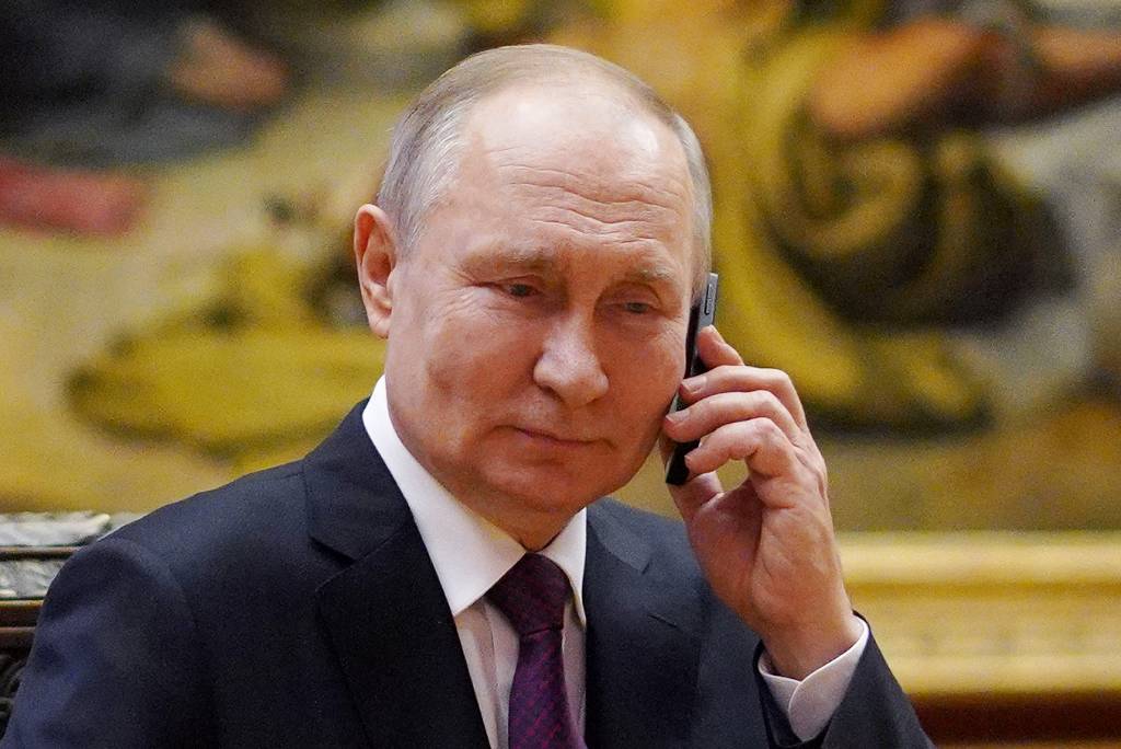 Путин позвонил 7-летнему Давиду, чью мечту осуществил в рамках 