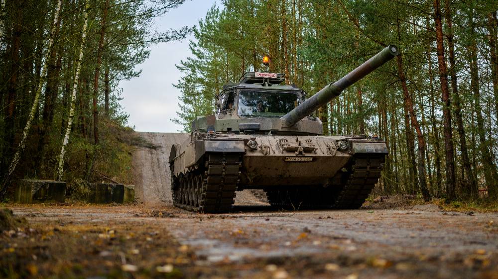 В Германии заявили, что не будут поставлять Киеву танки Leopard в одностороннем порядке