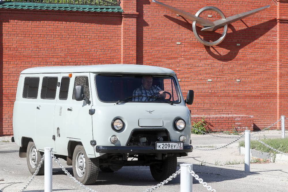 В Крыму летом презентуют электромобиль на базе УАЗа "буханки"