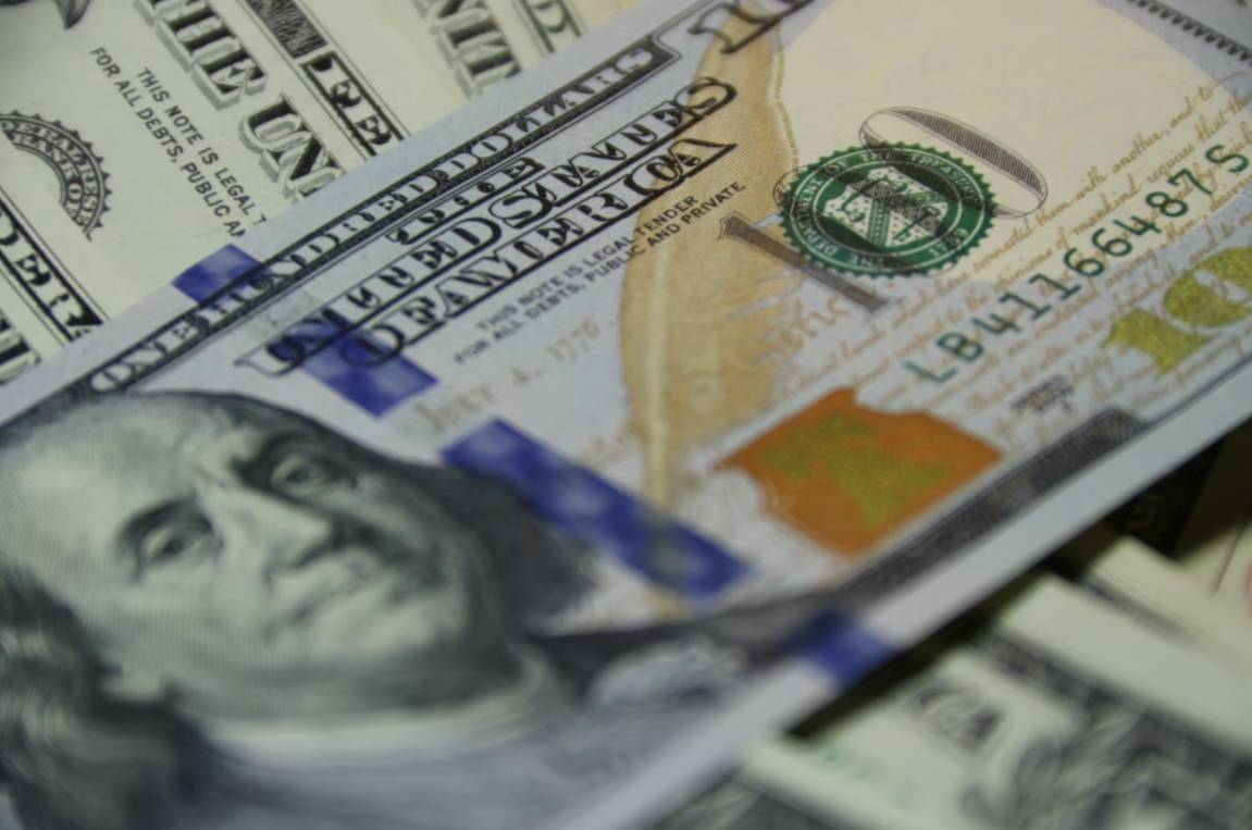 Экономист спрогнозировал курс доллара на 2023 год