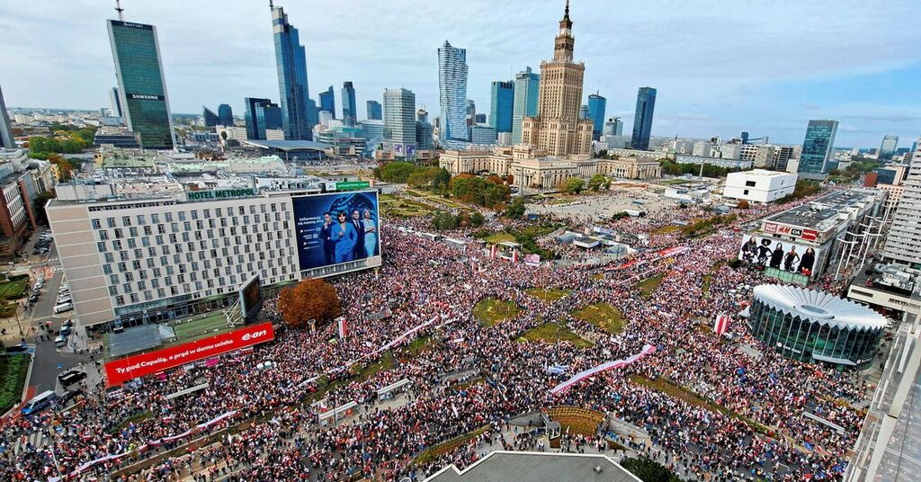 В Варшаве прошла масштабная акция оппозиции 