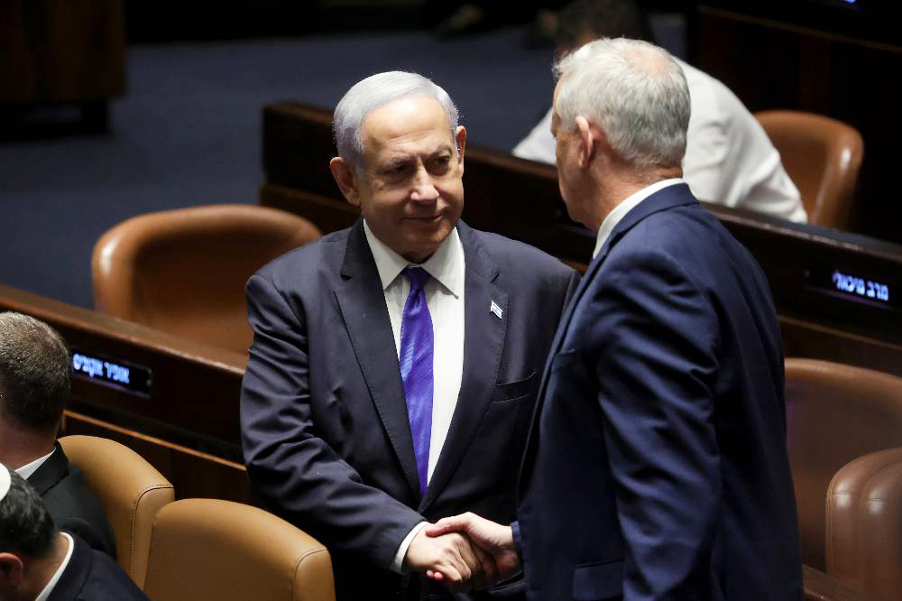 В Израиле создадут чрезвычайное правительство во главе с Нетаньяху и Ганцем
