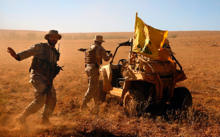 "Хезболла" хорошо вооружена, каждый год она совершенствует боевые навыки личного состава, повышает уровень технического оснащения. Фото © ТАСС / AP / Bilal Hussein
