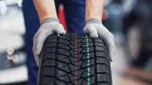 Россиянам рассказали, как не остаться в дураках при выборе зимней резины