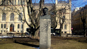 "Русский союз Латвии" пристыдил Рижскую думу за решение снести памятник Келдышу